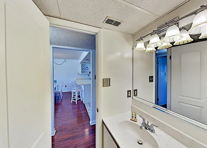 Apartment Surfcaster Unit 401 Ocean City