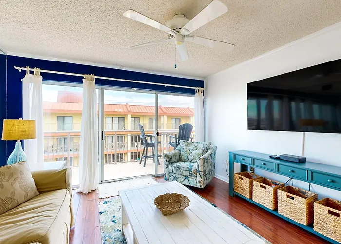 Apartment Surfcaster Unit 401 *